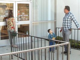 Bank robber hits First Street again