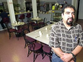 Same diner, different spot