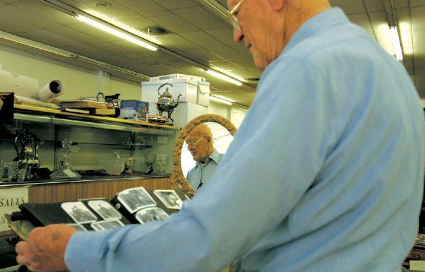 Local shares memories of war