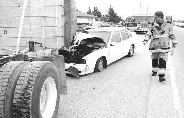 EARLY MORNING ACCIDENT