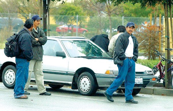 Job hunting leads to problems for day laborers