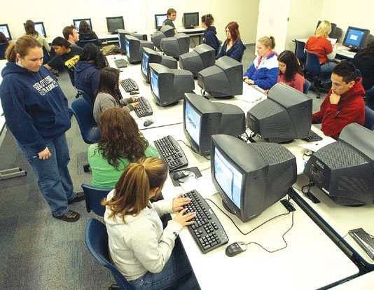 GUSD lacks tech access