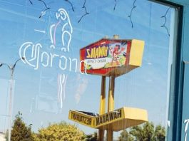 The Hawaiin-themed restaurant closed last month