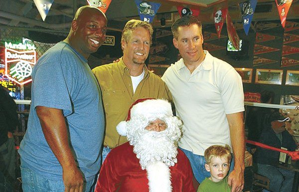 ‘Tis the Season to Give Back