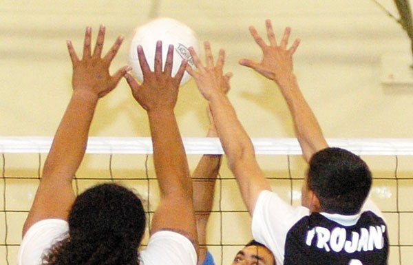 GHS Knocks off Alisal