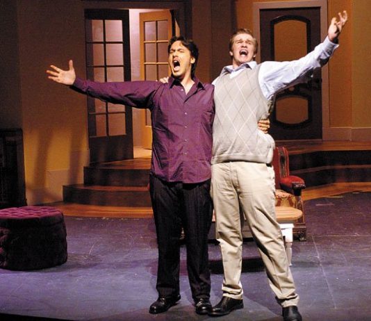 Impromptu Imposter Substitute Sings in ‘Lend Me a Tenor’