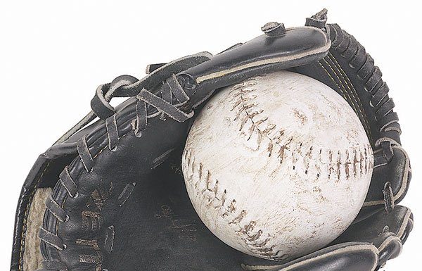 Loco Boys Rally to Beat Outlaws and Remain Undefeated in DD League