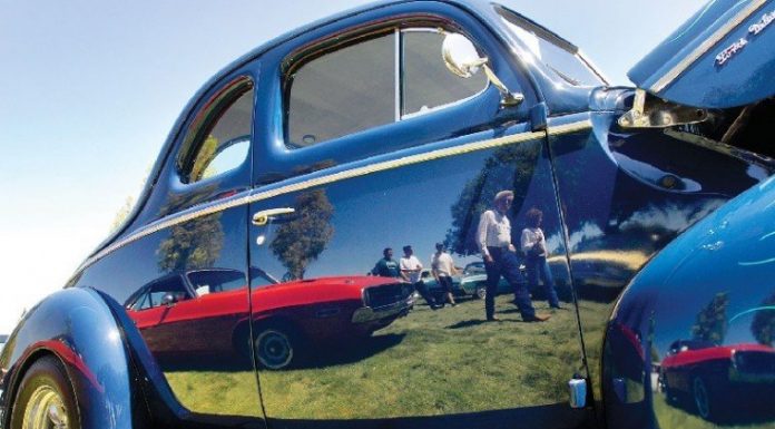 Hot reflections, cool cars
