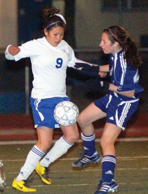 Mustangs fall in first round