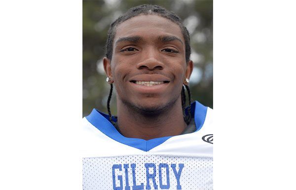 Suspected locker thief pleads not guilty