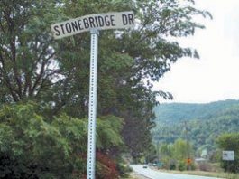 Red phone: The last word: It is pronounced Loo-KESS-a