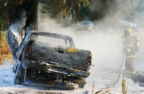 Drunken man smashes into tree, starts fire