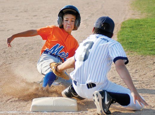 Mets just miss comeback victory, Angels advance to TOC championship