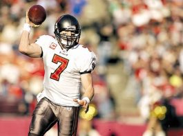 Garcia unfazed by Favre rumors