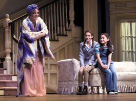 ‘Grey Gardens’: A poignant look at ignored disillusion