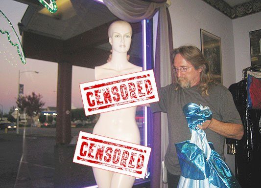 Red phone: It’s time to trim the oleanders on Monterey Road