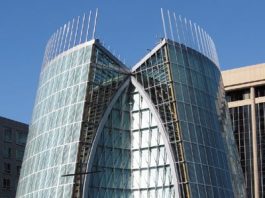 Magnificent church opens in Oakland