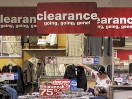 Mervyns says it will liquidate all stores