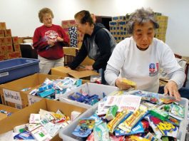 OI and its volunteers raise soldiers’ morale