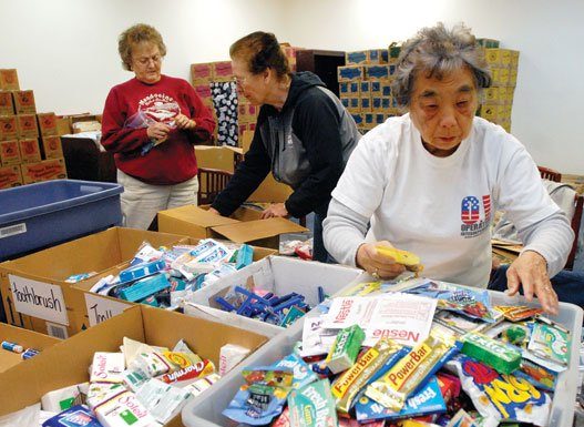 OI and its volunteers raise soldiers’ morale