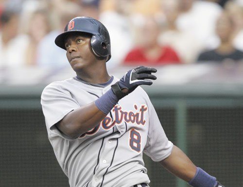 Giants sign shortstop Renteria