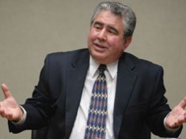 Mayor starts up informal coffee chats