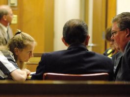 Father: Wife threatened to kill child