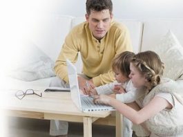 Unemployed men redefine breadwinning roles