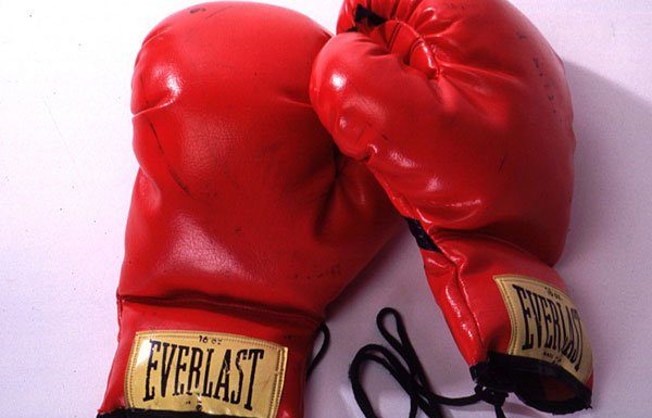 Jeffries falls to Julaton by majority decision at The Tank