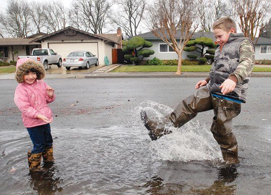 Heavy rains close east Christmas Hill Park, threaten road closures