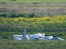 Small plane crashes at Hollister airport, pilot OK