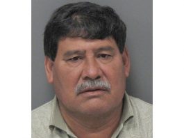 Man exposes himself to 10-year-old girl in hospital waiting room