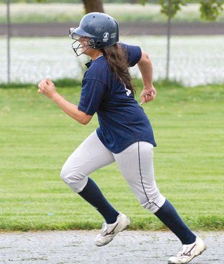 SOFTBALL: Playing with eight, Lady Warriors hammer Marina, 17-2