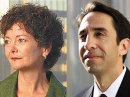 DA race neck-and-neck