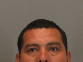 Man kicked out of bar, bouncer arrested