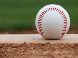 BASEBALL: Lincecum, Halladay set for Round 2 as Giants look to clinch NL pennant