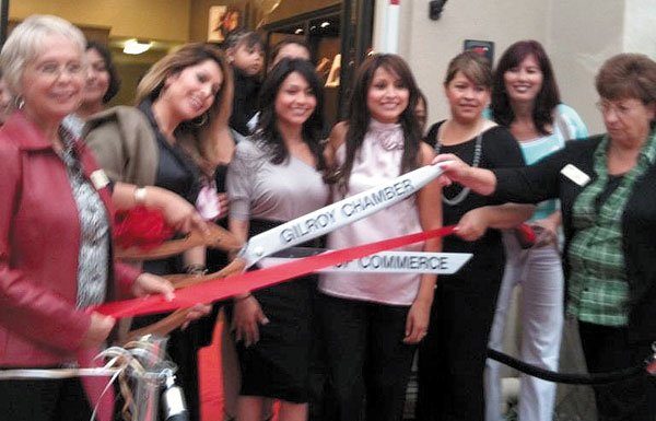 Amoretto Boutique celebrates grand opening