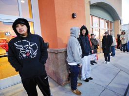 iPhone 4 hits Verizon in Gilroy