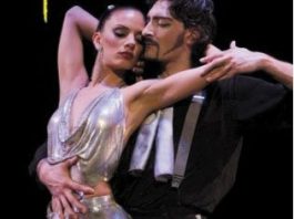 ‘Forever Tango’: Intense and exhilarating