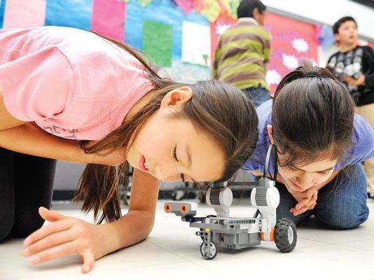 Rucker students revel in robotic creations