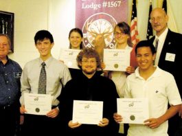 Elks hand out $5,500 in scholarships