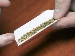 Feds threaten to shut down pot dispensaries in Calif.