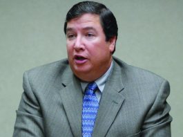 Gartman agrees to reduced charge in parade theft case