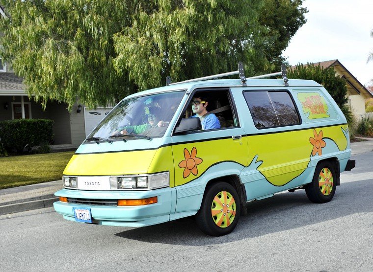 Case cracked: Mystery Machine rolls around Gilroy