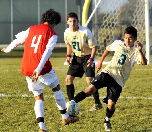 Soccer: San Benito boys get first league win over Christopher
