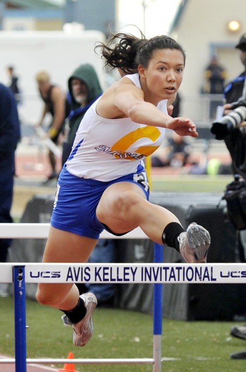 Track and Field Foster, Una Dia lead long list of local stars at Avis