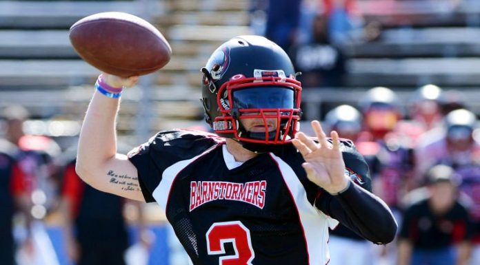 Semi-Pro Football: Barnstormers outgun Rhinos, win fifth straight