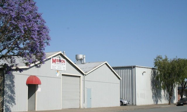 Neighbors upset by dust spewed from powder coating business