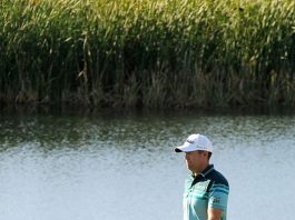 PGA TOUR: Compton receives inaugural Courage Award