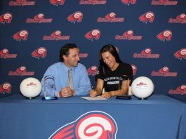 Gavilan Volleyball: Siaz inks with PUC